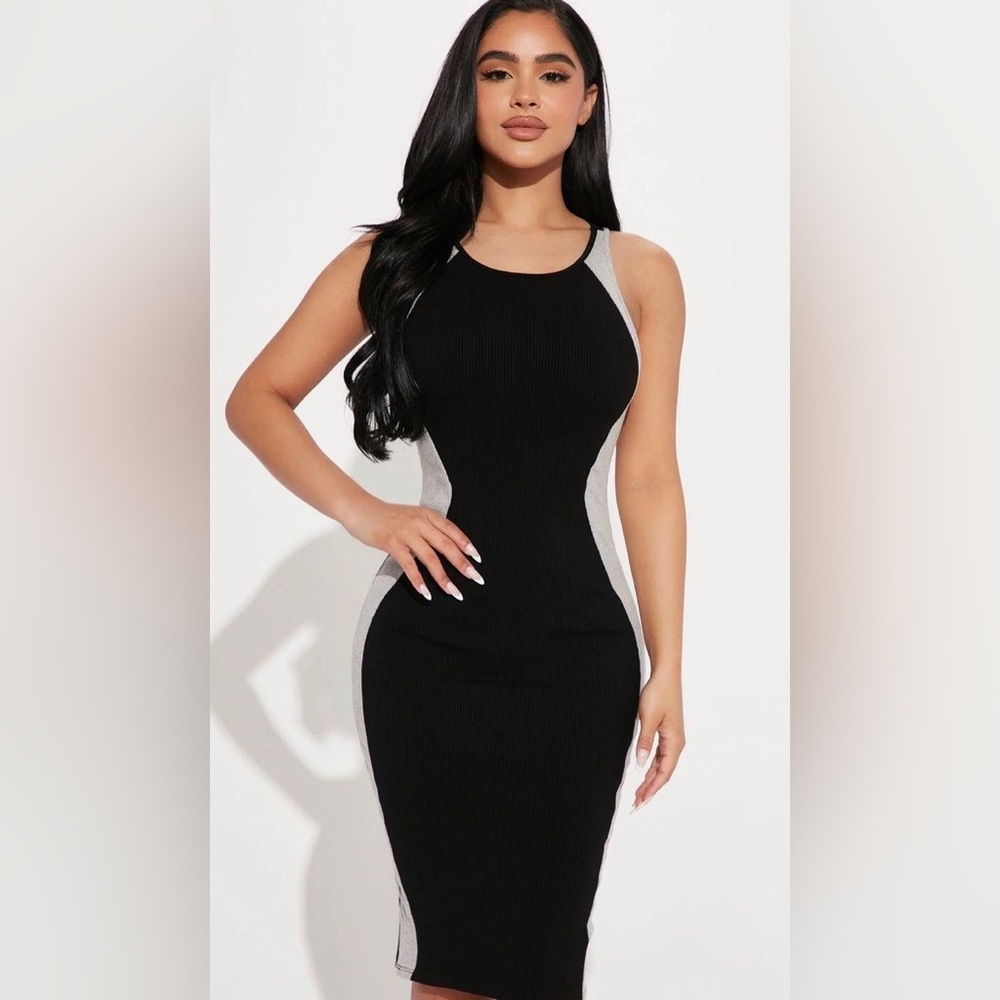 Fashion Nova black/gray ribbed body con midi dress